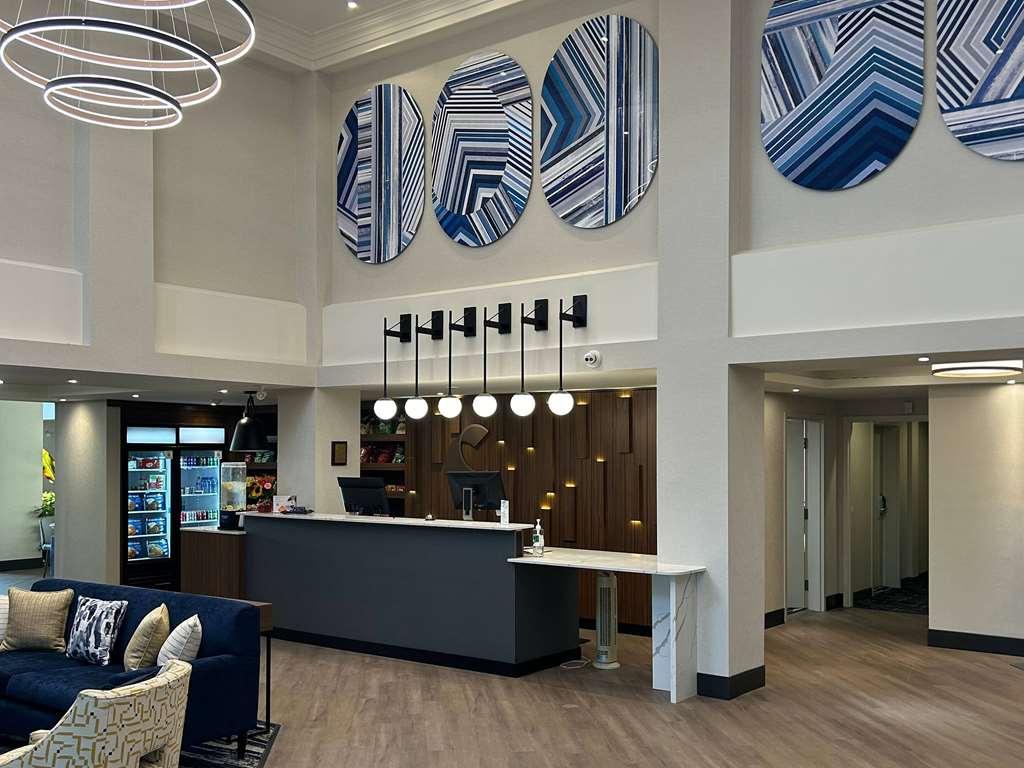 Hotel Comfort & Ingersoll